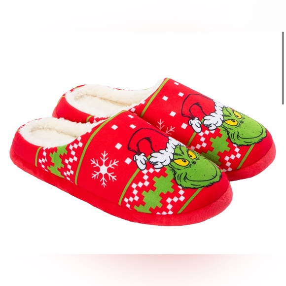 Dr. Seuss The Grinch Christmas Fleece-Lined Unisex Slippers - Picture 3 of 5